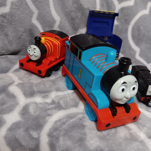 Thomas the train lot - Picture 2 of 6